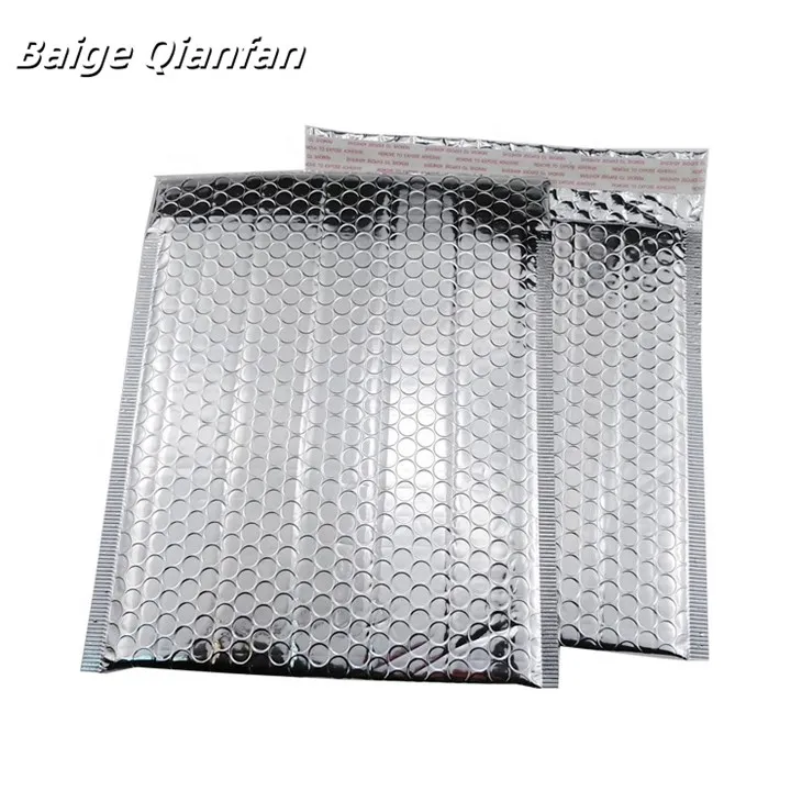 Sobre acolchado con sobre de burbujas de lámina plateada